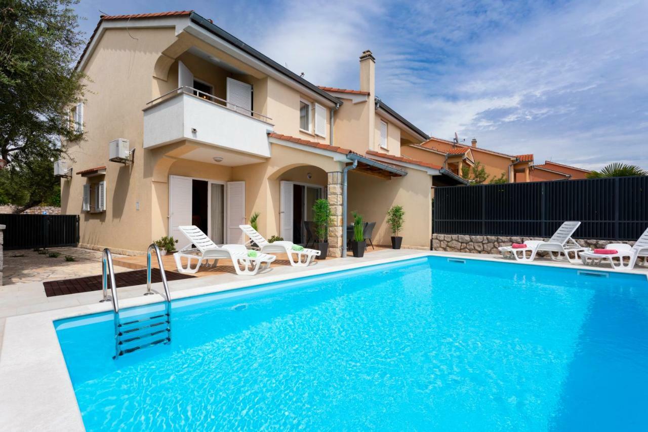 Villa Pianka Крк Экстерьер фото